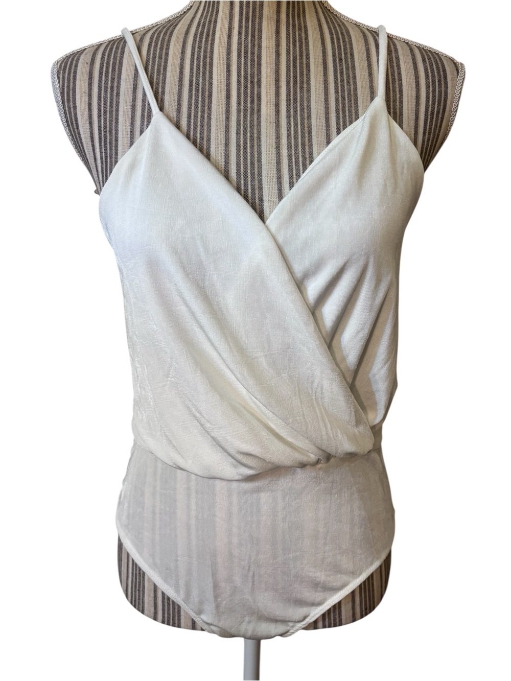 21 Saints Bodysuit Large Ivory White Surplice Faux-Wrap Satin Camisole Snaps